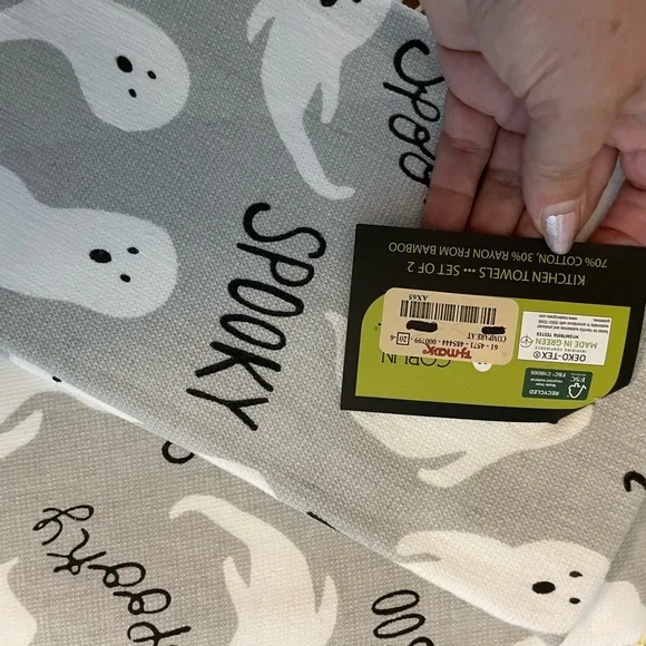 TJ‎ Max Goblin and Ghoul Kitchen Towells - Picture 3 of 5